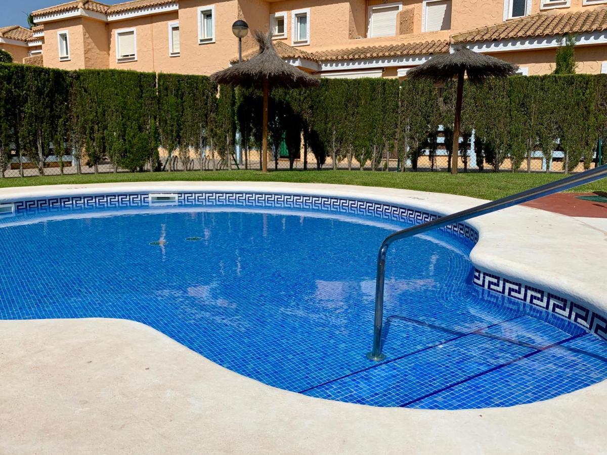 Marinas Sol - Tu hogar con jardín privado! Apartamento Vera Exterior foto